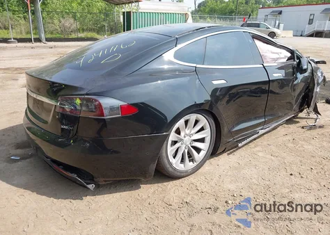 2018 Tesla Model S 100D/75D/P100D из США, поврежденный, VIN 5YJSA1E20JF285100